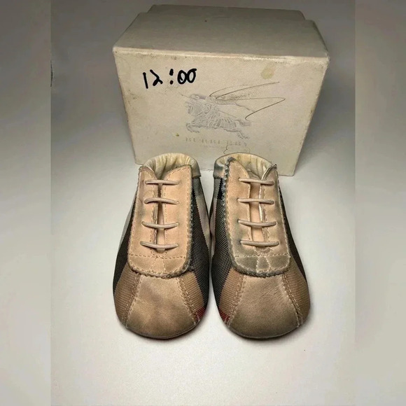 Burberry Bosco Check infant shoes size 17 - Picture 2 of 10